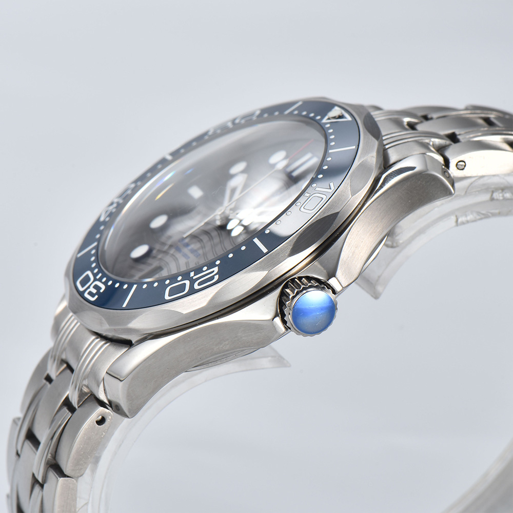 ساعة ميكانيكية أوتوماتيكية للر - مراجعة Luxury Watch Omega وسعره