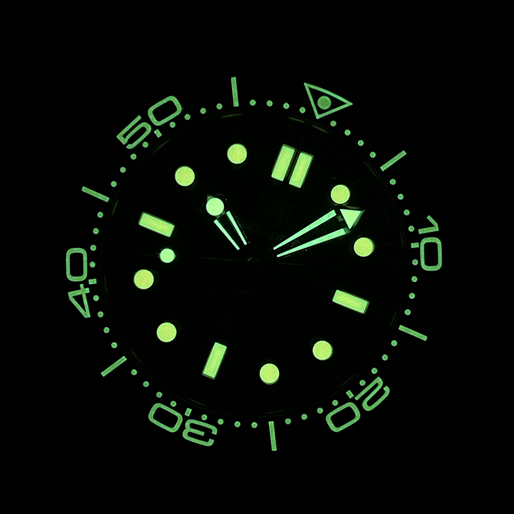 ساعة غوص أوتوماتيكية للرجال من - مراجعة Luxury Watch Omega وسعره