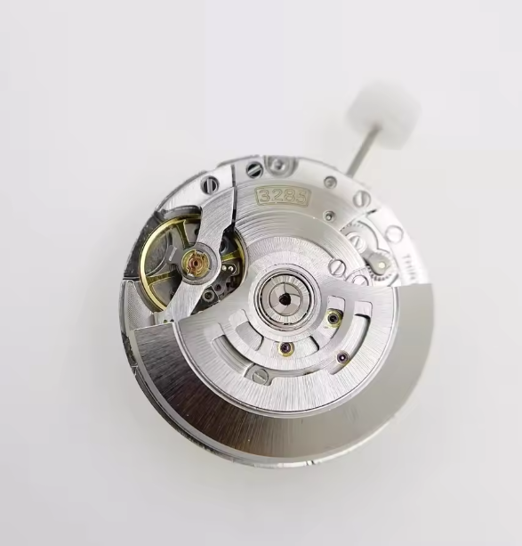 ساعة GMT جديدة للرجال بقطر 40  - مراجعة Luxury Watch Omega وسعره