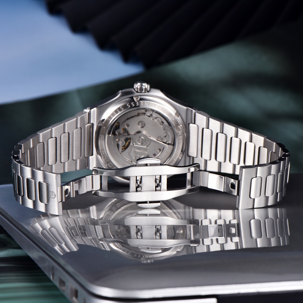 PAGANI تصميم جديد الميكانيكية  - مراجعة Luxury Watch Omega وسعره