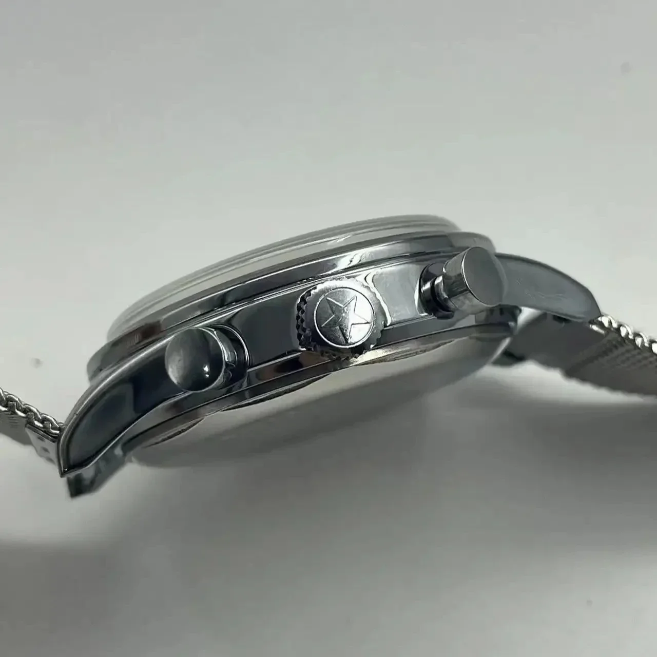 ساعات رجالية 1963 ساعة أوتومات - مراجعة Luxury Watch Omega وسعره