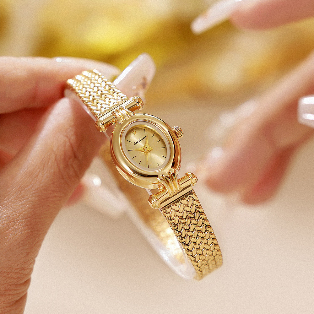 ساعة يد نسائية كوارتز جديدة من - مراجعة Luxury Watch Pre Owned وسعره